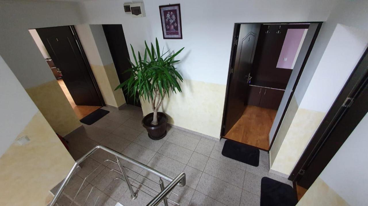 Casa Teleferic Hotel Busteni Bagian luar foto